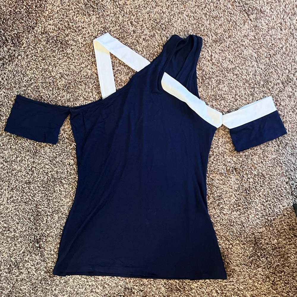 Venus navy Strappy top Small